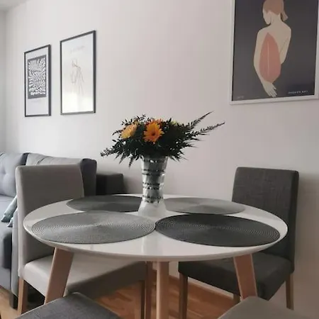 Διαμέρισμα Downtown