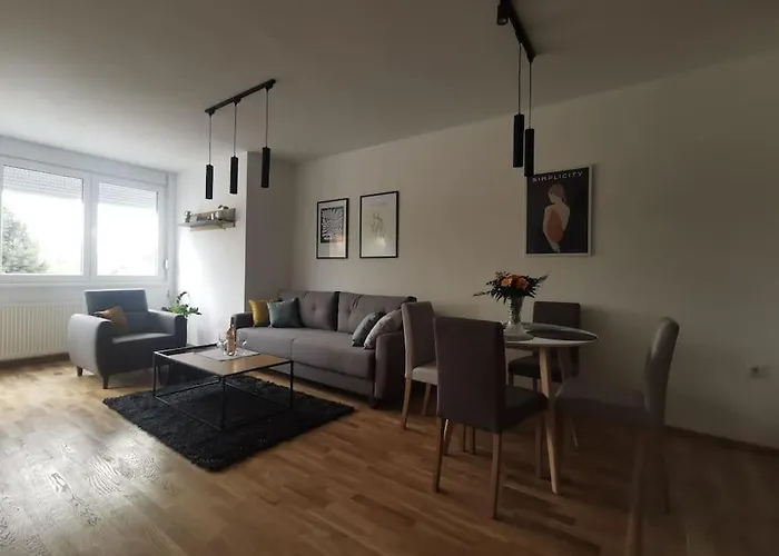 Downtown Διαμέρισμα *